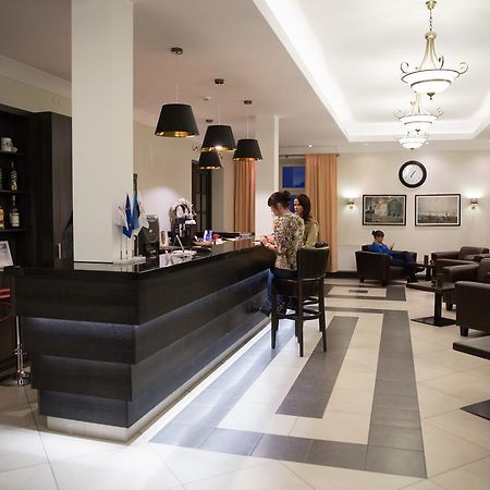 Hotell Wesenbergh Rakvere Exterior photo