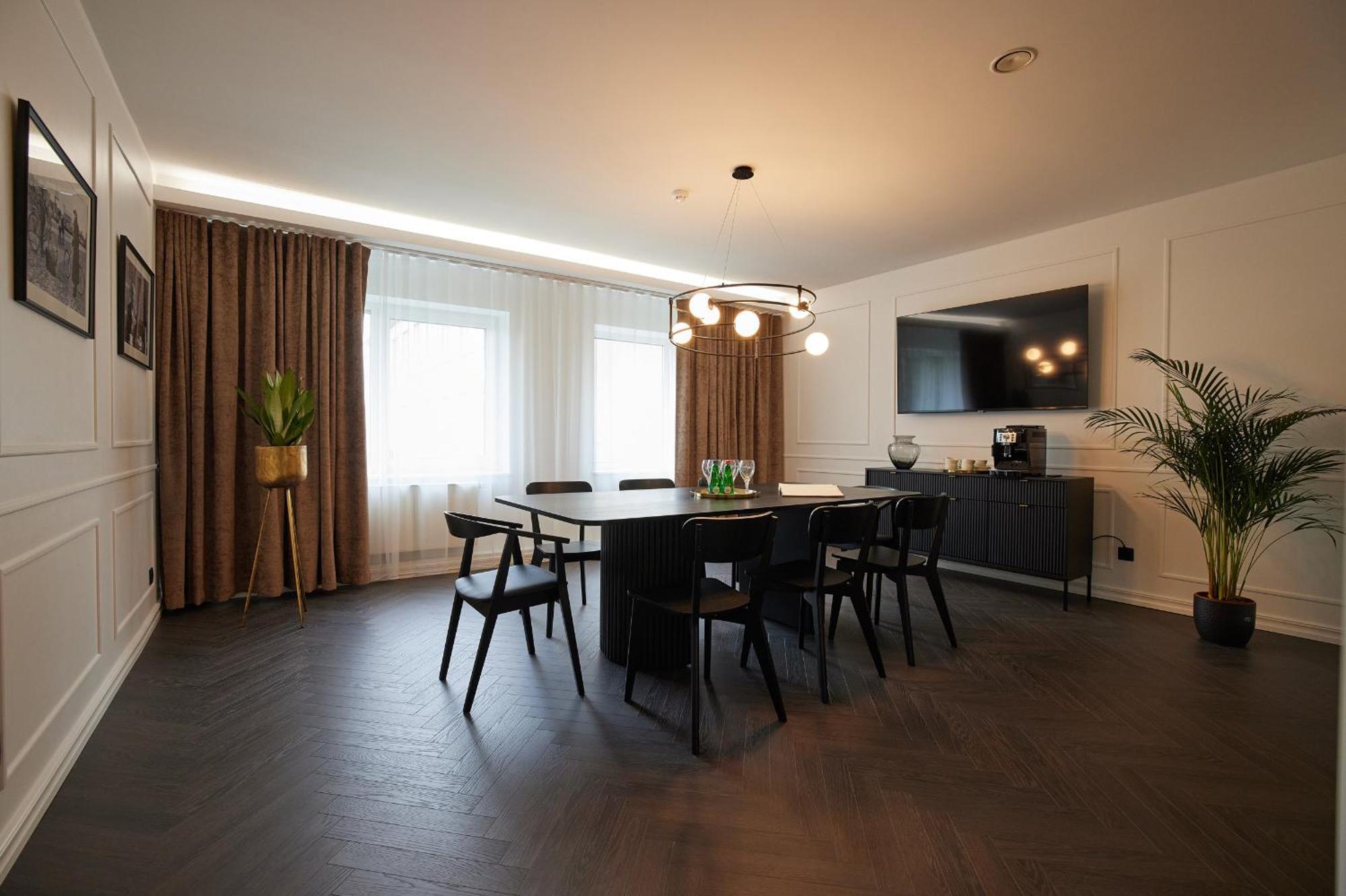 Hotell Wesenbergh Rakvere Exterior photo